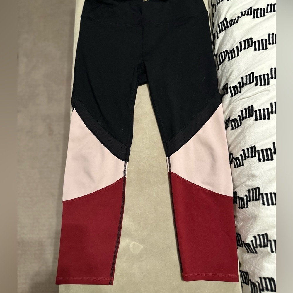Gaiam athletic capri pants , color block - Picture 2 of 3